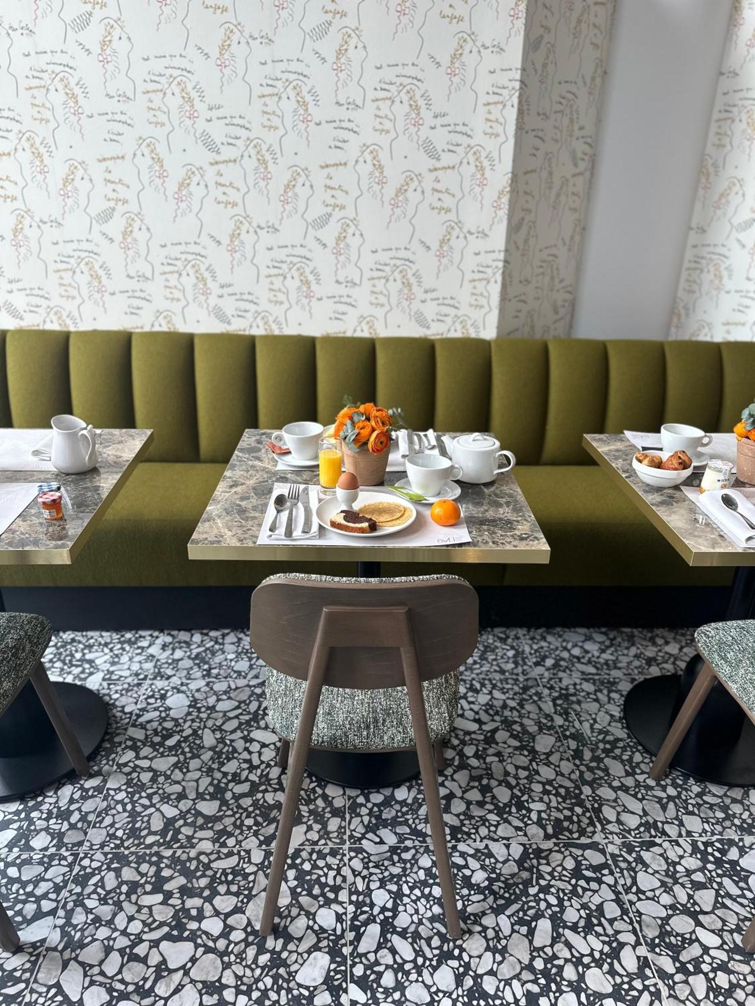 Dali Hotel מונטובן מראה חיצוני תמונה