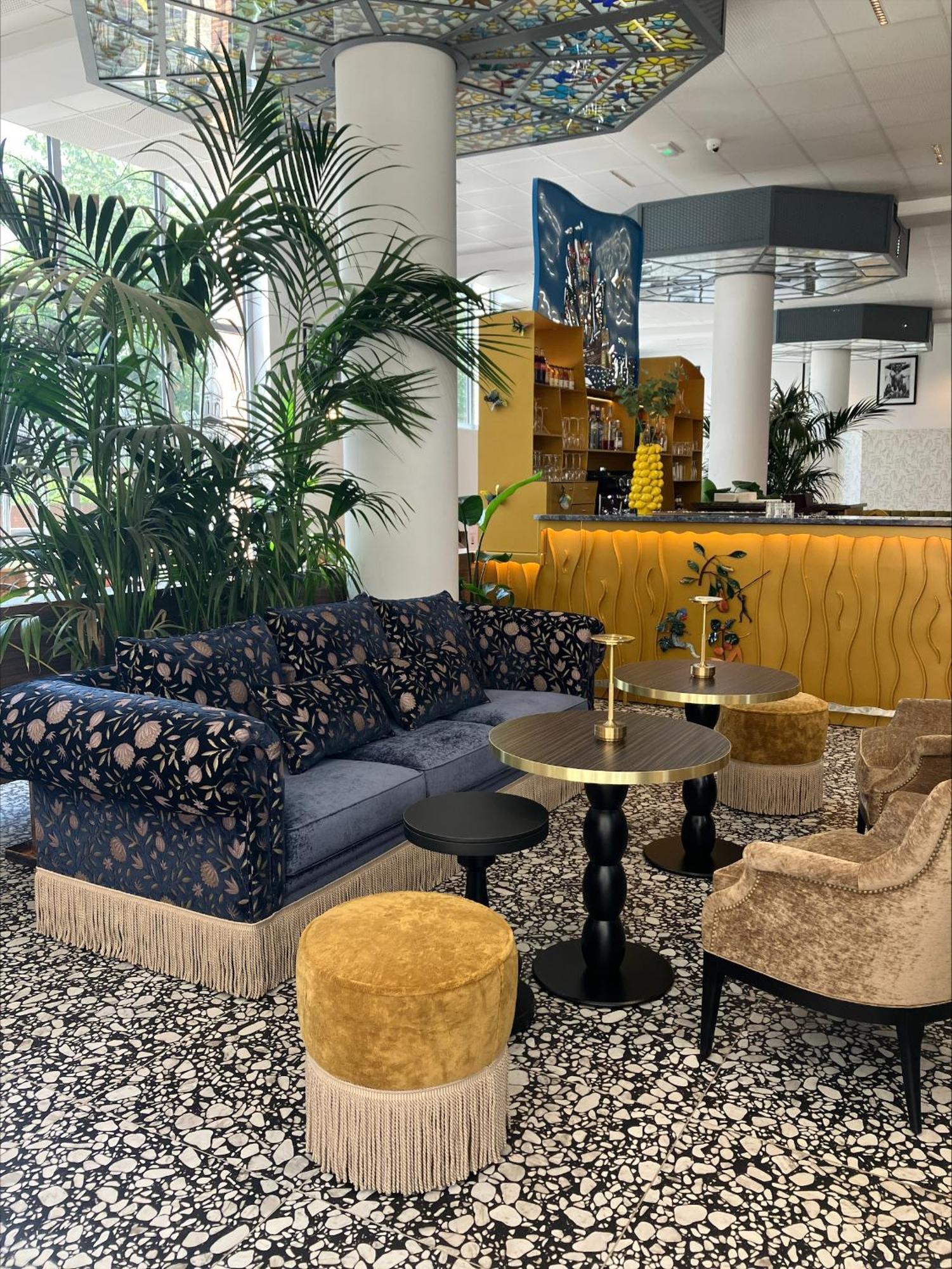 Dali Hotel מונטובן מראה חיצוני תמונה